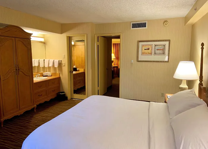 6 Phoenix, Az - Sky Harbor Hotel