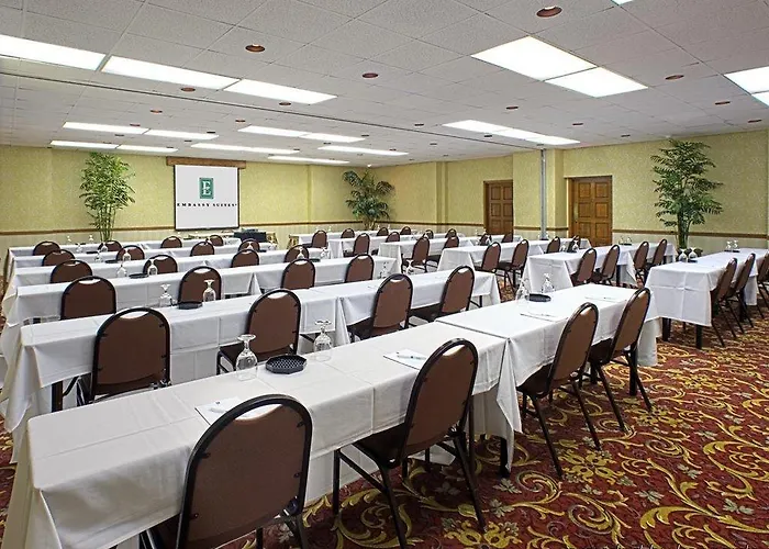 6 Phoenix, Az - Sky Harbor Hotel 4*