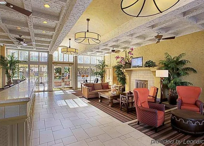 6 Phoenix, Az - Sky Harbor Hotel 4*