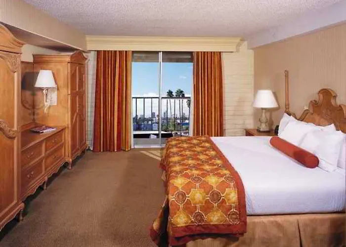 6 Phoenix, Az - Sky Harbor 4* Phoenix