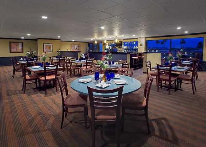 Hotel 6 Phoenix, Az - Sky Harbor